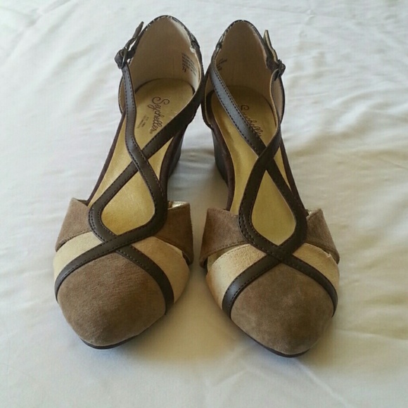 Seychelles brown suede wedges
