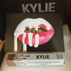 Kylie Jenner metal matte lipstick Heir