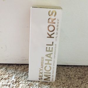 Sexy Amber Michael Kors perfume