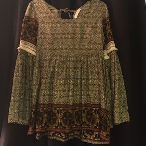 Dressy tunic/ shirt