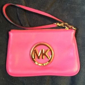 Michael kors clutch