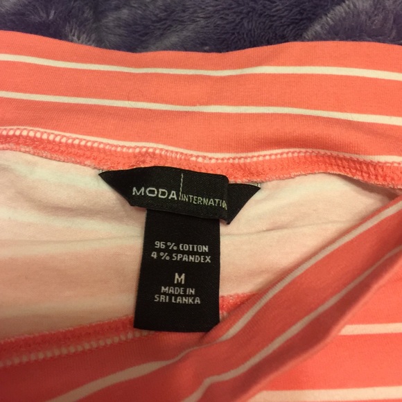 Moda international by VS skirt - Picture 2 of 2