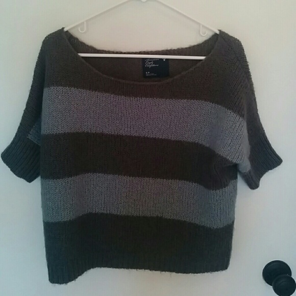 American Eagle Outfitters sweater