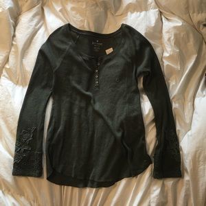 American Eagle- soft and sexy line waffle henley