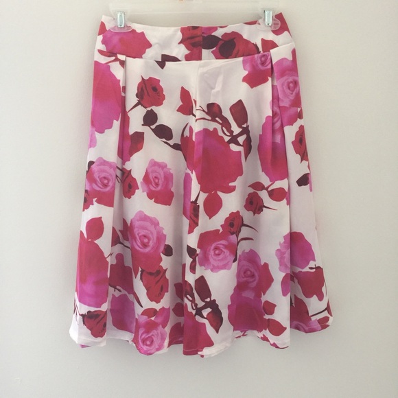Rose Pattern Midi Skirt