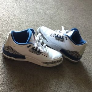 Jordan's Retro 3 white and blue sneakers