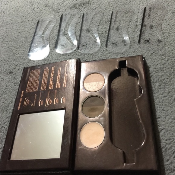 Anastasia Beverly Hills  for brows and ayes