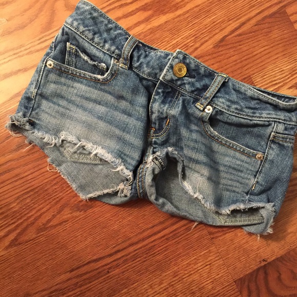 American eagle jeans.