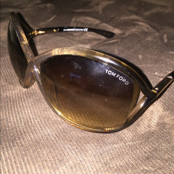Tom Ford WHITNEY OVERSIZED SOFT ROUND SUNGLASSES - Picture 3 of 4