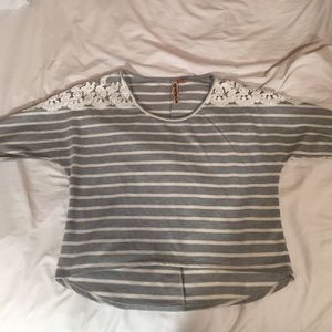 Striped 3 quarter sleeve top w/ shoulder lace