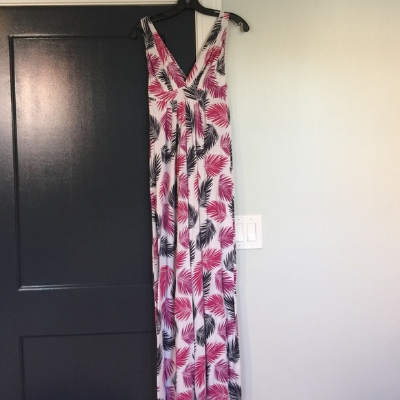 Tart Maxi Dress Size Small