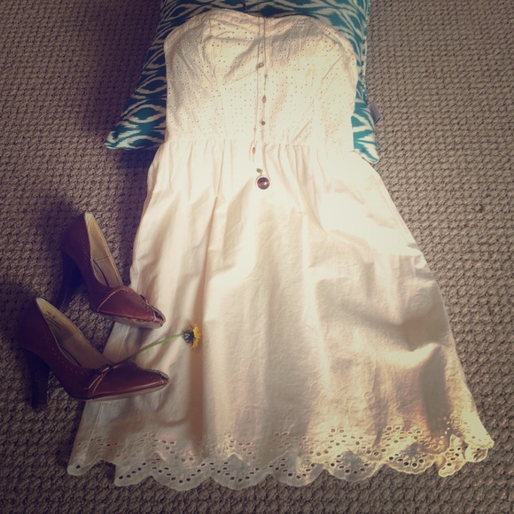 Xhilaration XS strapless dress reduced 4 summer