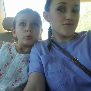 Meet your Posher, Gracie