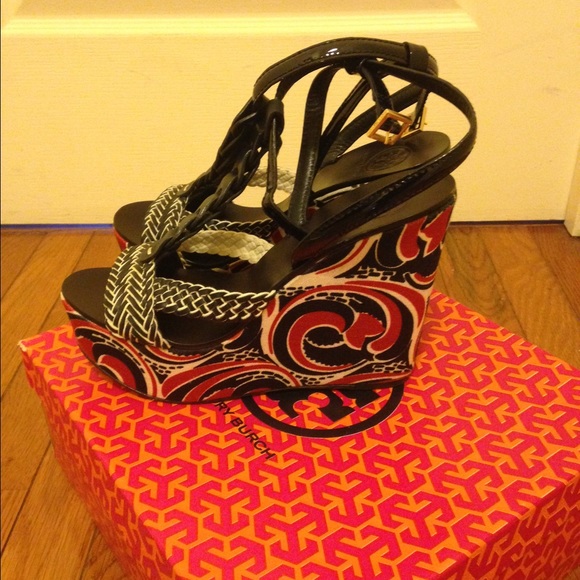 SOLD - Picture 2 of 4