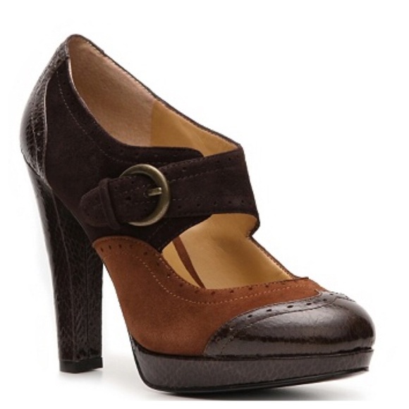 Bandolino Bravest pump. Chocolate & caramel