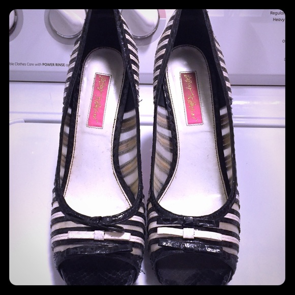 SHOES!