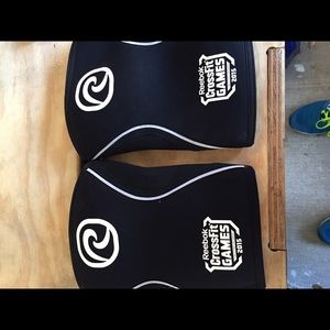 Reband Knee sleeves