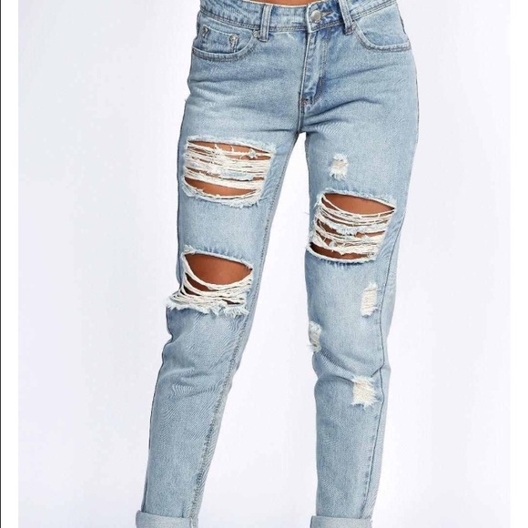 women's ripped jeans