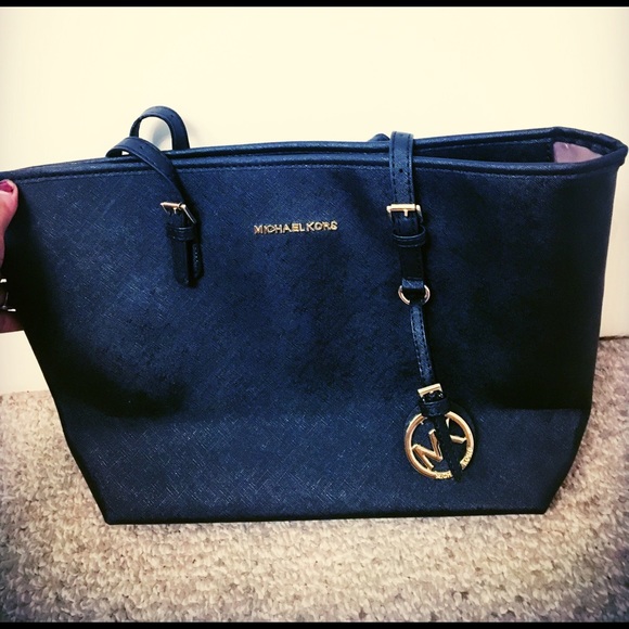 💕Michael kors jet set tote💕