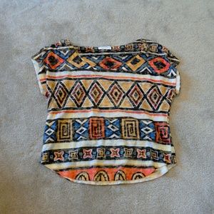 Tribal tee delias