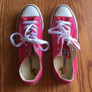 Red Converse