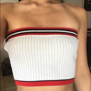 90's inspired crop top