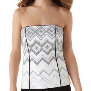 NWT‼️‼️‼️🎀White House Black Market Bustier🎀