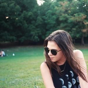 Meet your Posher, Victoria