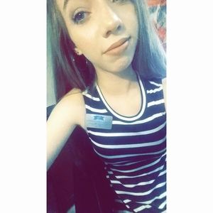 Meet your Posher, Ashleigh