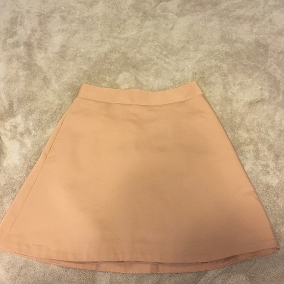 NWOT Express Tan A line Skirt - Picture 2 of 4