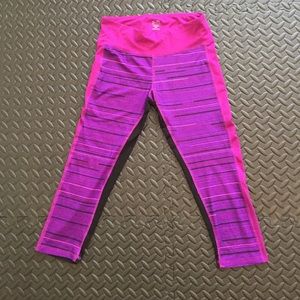 Champion capris size Sm exercise pants