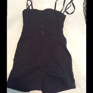 Rockabilly Cute comfy flirty black romper NWT
