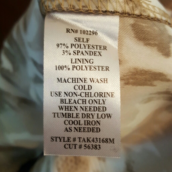 Dress - Picture 4 of 4