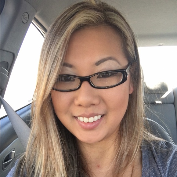Meet your Posher, Christy - Picture 1 of 1