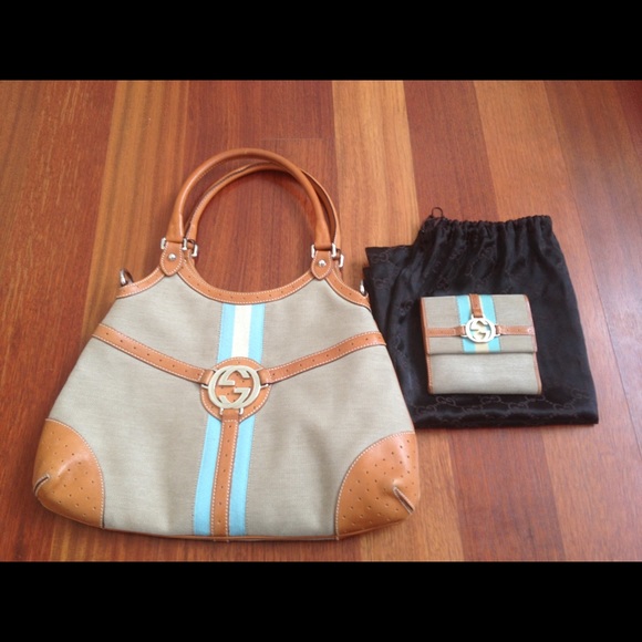 Gucci hobo bag + matching wallet