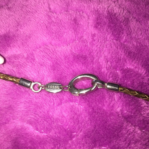 Fossil Necklace - Picture 3 of 3