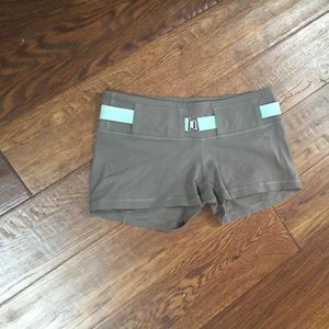 Lululemon boogie shorts