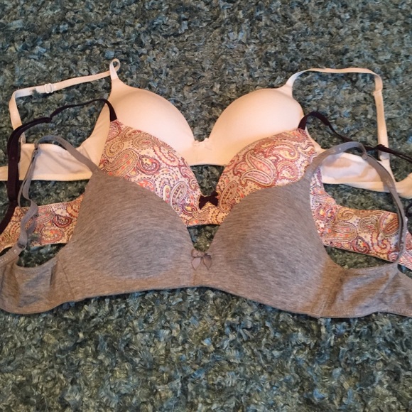 Bundle 3 Victoria's Secret Bras