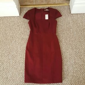 Banana Republic Sloan Sheath Dress in Burgundy