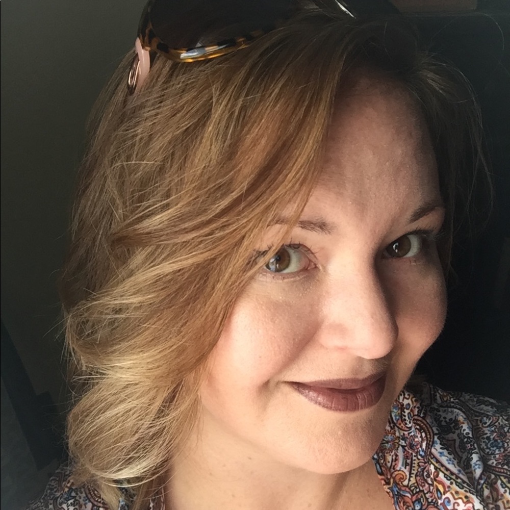 Meet your Posher, Melissa