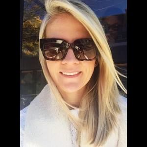 Meet your Posher, Lydia