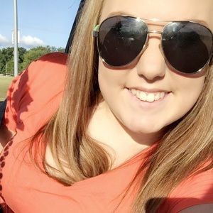 Meet your Posher, Summer