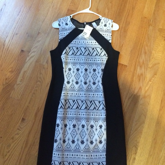 H & m dress. New with tags. Never been worn.