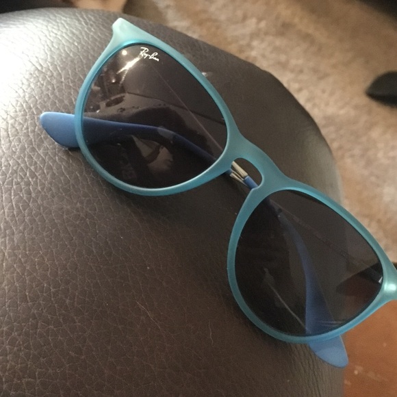 Blue Ray Ban Erikas - Picture 1 of 4