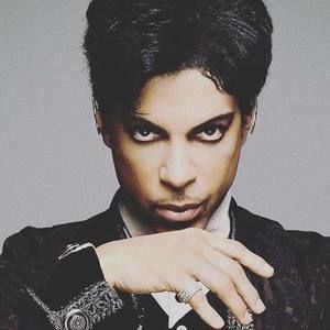 Meet your Posher, Annie costa