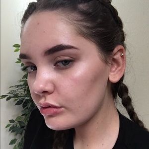 Meet your Posher, Lilly