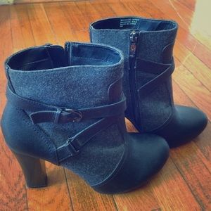 Ann Taylor Loft booties