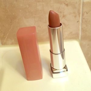 Maybelline lipstick