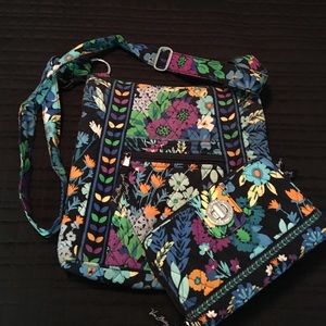 Vera Bradley Hipster Crossbody& matching wallet