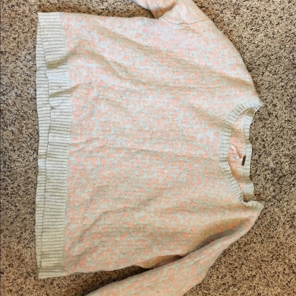 Free People sweater - Picture 2 of 3